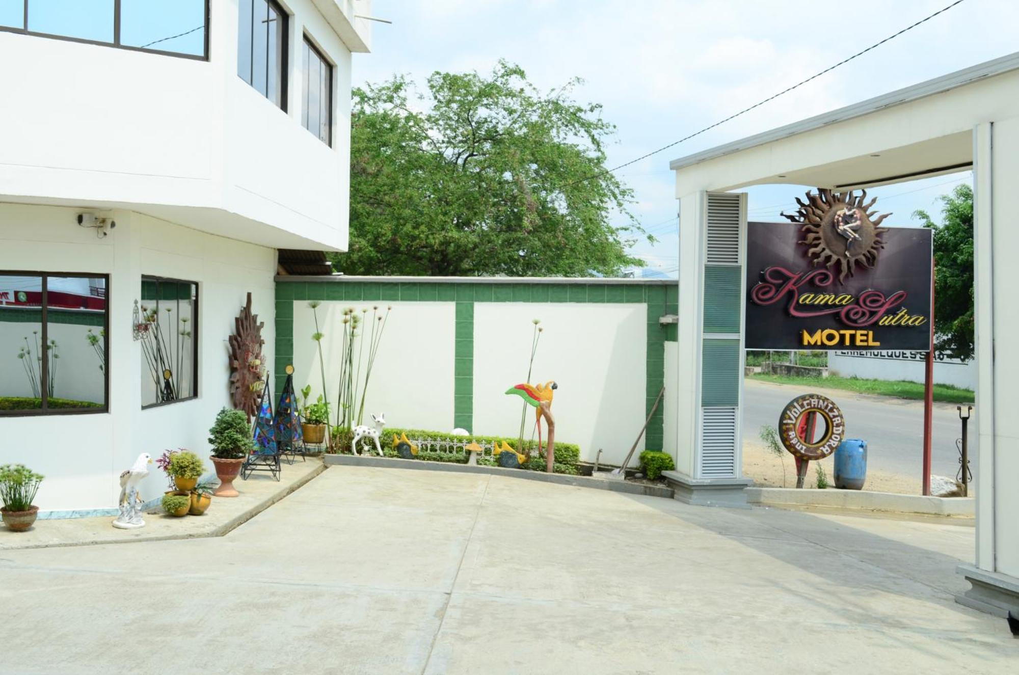 Torettos Yumbo Exterior foto